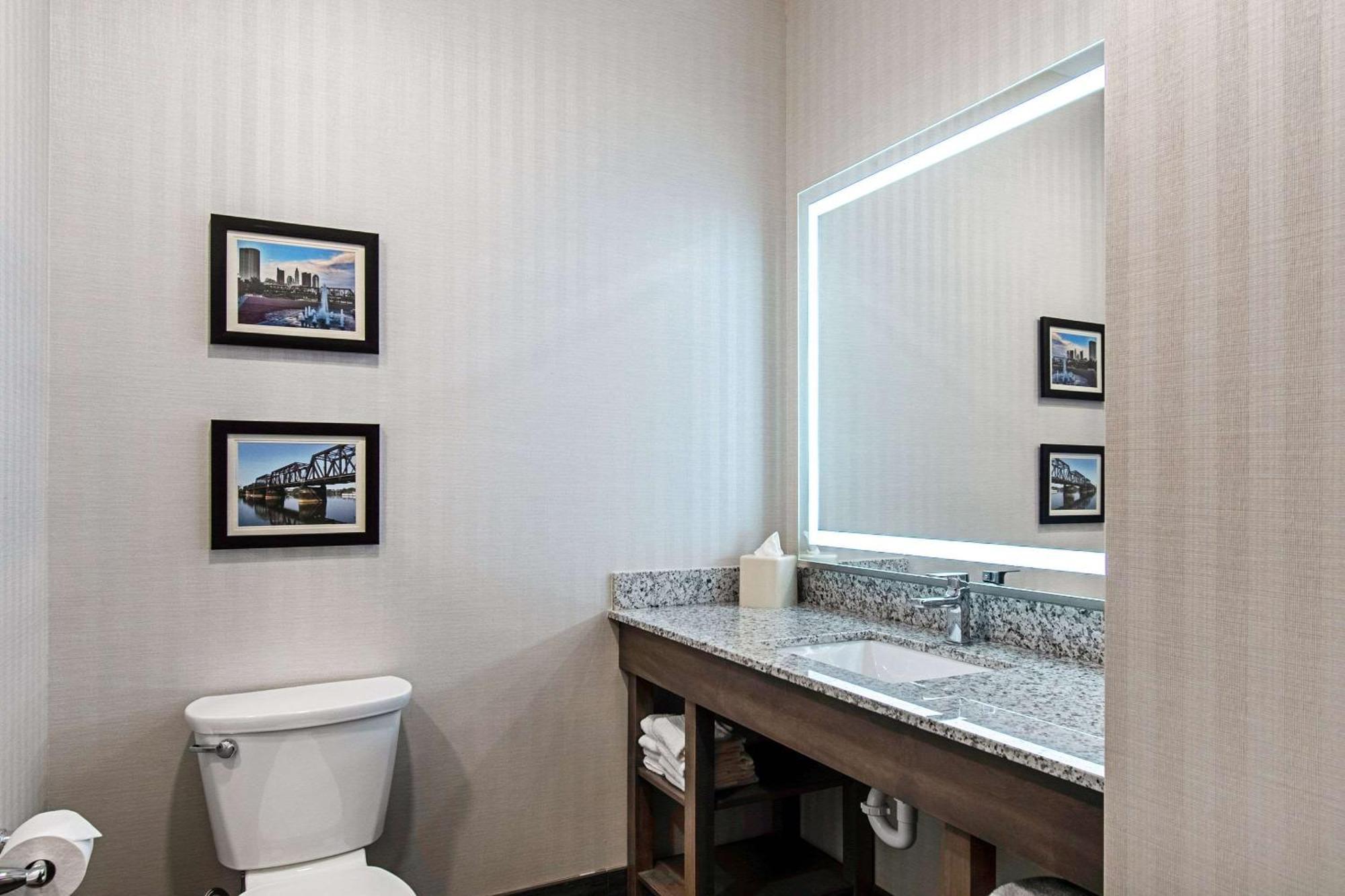 Comfort Suites Grove City - Columbus South Exterior foto